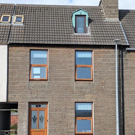 2 Bedroom Townhouse With Seaview On The Nc500 Wick Wick  Exterior photo